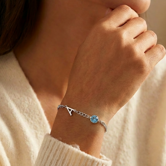 Celebrate Her Story: Why a Personalized Birthstone Bracelet is the Gift She’ll Cherish Forever